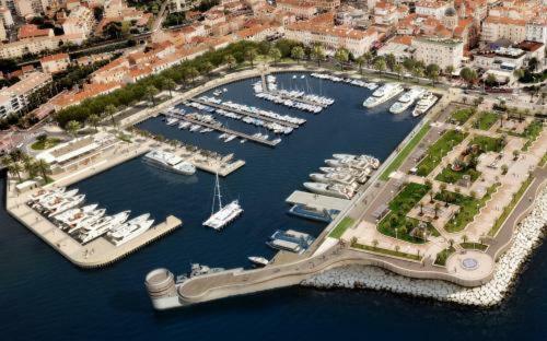 "Les Alizes" Cote Jardin Proche Bord De Mer Saint-Raphaël Exteriér fotografie